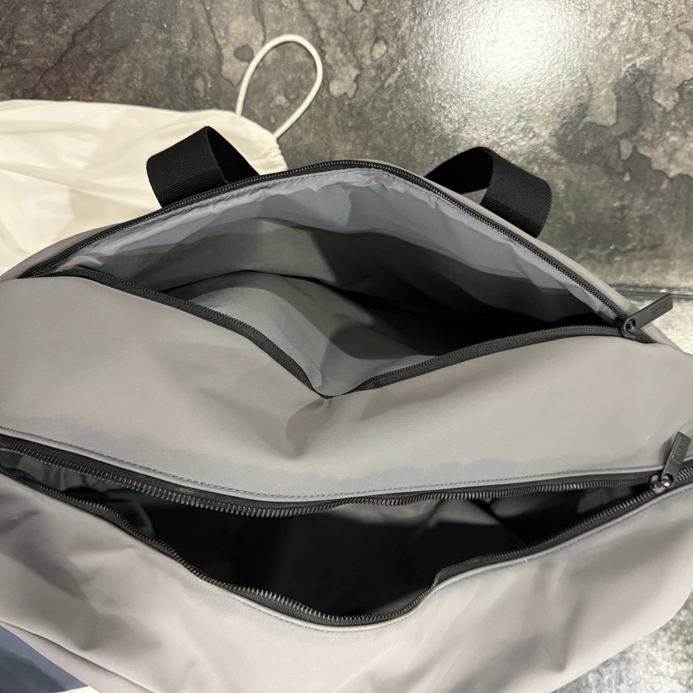 Away Gray Weekend Duffel Bag - Picture 4 of 8